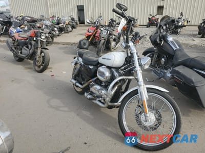 2004 HARLEY-DAVIDSON XL1200 C 1HD1CGP134K453394 - główne zdjęcie licytacji z USA - miniatura
