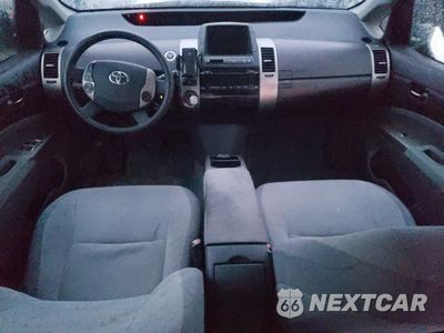 Zdjęcie 8 z 12 samochodu: 2005 TOYOTA PRIUS VIN:JTDKB20U853115520 - miniatura