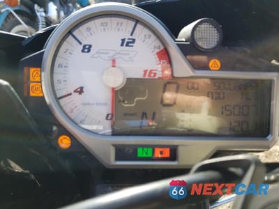 Zdjęcie 8 z 11 samochodu: 2016 BMW S 1000 RR VIN:WB10D2106GZ353960 - miniatura