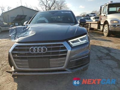 Piąte zdjęcie samochodu w środku: 2018 AUDI Q5 PREMIUM PLUS VIN:WA1BNAFY6J2211717 - miniatura