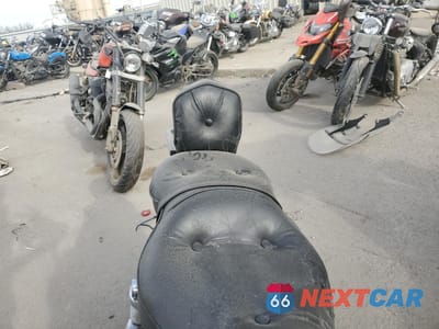 Zdjęcie 6 z 12 samochodu: 2004 HARLEY-DAVIDSON XL1200 C VIN:1HD1CGP134K453394 - miniatura
