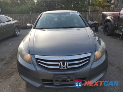 Piąte zdjęcie samochodu w środku: 2011 HONDA ACCORD SE VIN:1HGCP2F6XBA062441 - miniatura