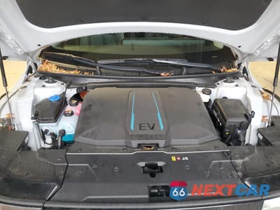 Zdjęcie 11 z 12 samochodu: 2023 HYUNDAI IONIQ 5 SEL VIN:KM8KNDAF2PU156592 - miniatura