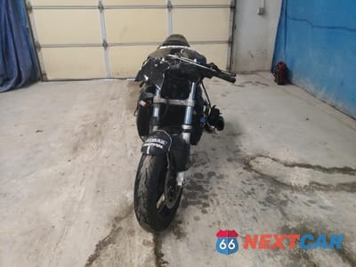 Drugie zdjęcie samochodu z przodu: 2003 HONDA CBR600 RR VIN:JH2PC37013M010179 - miniatura