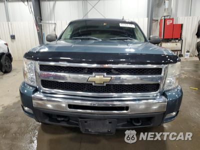 Piąte zdjęcie samochodu w środku: 2010 CHEVROLET SILVERADO K1500 LT VIN:1GCSKSE32AZ181858 - miniatura