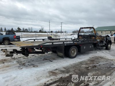 Trzecie zdjęcie samochodu z tyłu: 2017 FORD F550 SUPER DUTY VIN:1FDUF5GY0HEB66361 - miniatura