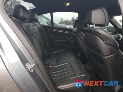 Zdjęcie 11 z 15 samochodu: 2018 BMW M550XI VIN:WBAJB9C54JB286707 - miniatura