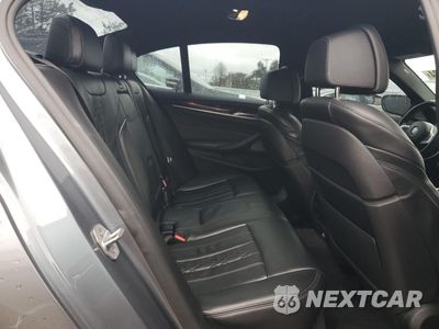 Zdjęcie 11 z 15 samochodu: 2018 BMW M550XI VIN:WBAJB9C54JB286707 - miniatura