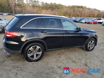 Trzecie zdjęcie samochodu z tyłu: 2019 MERCEDES-BENZ GLC 300 VIN:WDC0G4JB7KF568775 - miniatura