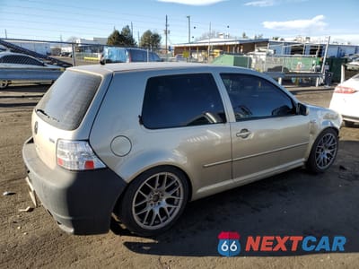 Trzecie zdjęcie samochodu z tyłu: 2001 VOLKSWAGEN GTI GLX VIN:9BWPG61J914048309 - miniatura