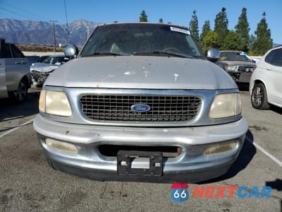 Piąte zdjęcie samochodu w środku: 1998 FORD EXPEDITION VIN:1FMRU17L4WLB16662 - miniatura