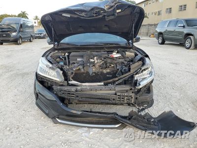 Piąte zdjęcie samochodu w środku: 2017 HONDA ACCORD TOURING VIN:1HGCR3F9XHA025389 - miniatura