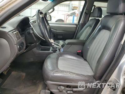 Zdjęcie 7 z 15 samochodu: 2002 MERCURY MOUNTAINEER VIN:4M2ZU86W02UJ21929 - miniatura