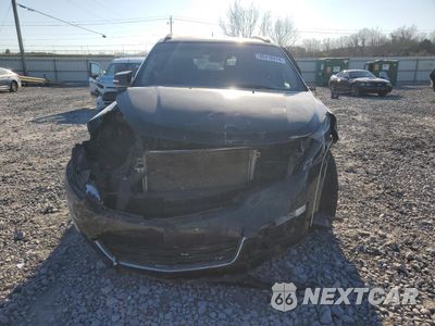 Piąte zdjęcie samochodu w środku: 2016 CHEVROLET TRAVERSE LT VIN:1GNKRGKD1GJ302528 - miniatura