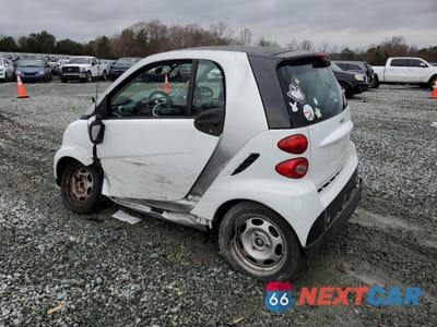 Drugie zdjęcie samochodu z przodu: 2015 SMART FORTWO PURE VIN:WMEEJ3BA4FK798432 - miniatura
