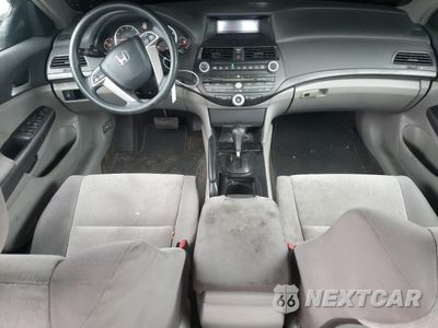 Zdjęcie 8 z 15 samochodu: 2009 HONDA ACCORD LXP VIN:1HGCP26439A049863 - miniatura