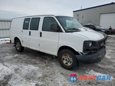 Czwarte zdjęcie samochodu z boku: 2014 GMC SAVANA G2500 VIN:1GTW7FCA3E1157939 - miniatura