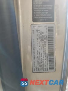 Zdjęcie 14 z 15 samochodu: 2001 VOLKSWAGEN GTI GLX VIN:9BWPG61J914048309 - miniatura