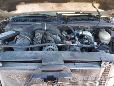 Zdjęcie 13 z 15 samochodu: 2006 CHEVROLET SILVERADO K2500 HEAVY DUTY VIN:1GCHK23206F122370 - miniatura