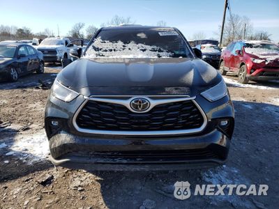 Piąte zdjęcie samochodu w środku: 2021 TOYOTA HIGHLANDER L VIN:5TDZZRAH1MS530356 - miniatura