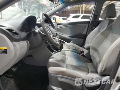 Zdjęcie 7 z 12 samochodu: 2013 HYUNDAI ACCENT GLS VIN:KMHCU4AE5DU319729 - miniatura