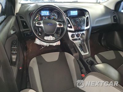 Zdjęcie 8 z 14 samochodu: 2014 FORD FOCUS SE VIN:1FADP3K29EL441893 - miniatura