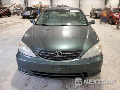 Piąte zdjęcie samochodu w środku: 2003 TOYOTA CAMRY LE VIN:4T1BE32K83U182436 - miniatura
