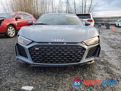 Piąte zdjęcie samochodu w środku: 2021 AUDI R8 VIN:WUABAAFX8M7900919 - miniatura