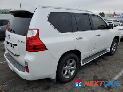 Trzecie zdjęcie samochodu z tyłu: 2011 LEXUS GX 460 PREMIUM VIN:JTJJM7FX0B5019608 - miniatura