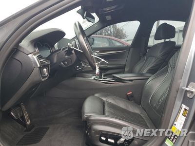 Zdjęcie 7 z 15 samochodu: 2018 BMW M550XI VIN:WBAJB9C54JB286707 - miniatura