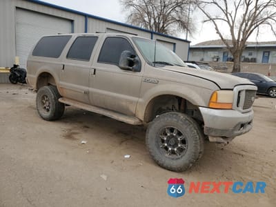 Czwarte zdjęcie samochodu z boku: 2000 FORD EXCURSION XLT VIN:1FMSU41F9YEE56225 - miniatura