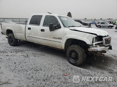Czwarte zdjęcie samochodu z boku: 2006 GMC SIERRA K2500 HEAVY DUTY VIN:1GTHK23D66F202175 - miniatura