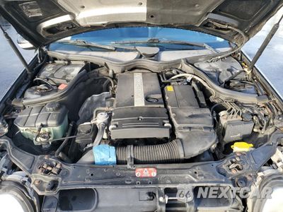 Zdjęcie 12 z 14 samochodu: 2003 MERCEDES-BENZ C 230K SPORT SEDAN VIN:WDBRF40J83F432194 - miniatura
