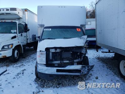 Piąte zdjęcie samochodu w środku: 2021 FORD ECONOLINE E450 SUPER DUTY CUTAWAY VAN VIN:1FDXE4FN2MDC09308 - miniatura