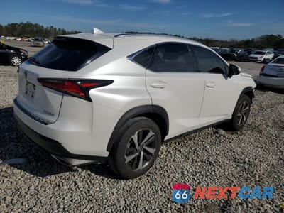 Trzecie zdjęcie samochodu z tyłu: 2021 LEXUS NX 300 BASE VIN:JTJGARBZ4M5021483 - miniatura