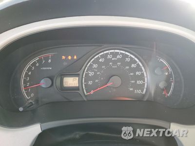 Zdjęcie 9 z 14 samochodu: 2013 TOYOTA SIENNA LE VIN:5TDJK3DC7DS063345 - miniatura