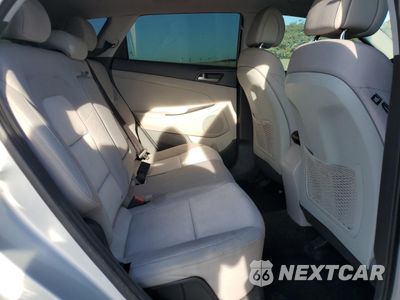 Zdjęcie 10 z 15 samochodu: 2018 HYUNDAI TUCSON SEL VIN:KM8J33A46JU689692 - miniatura