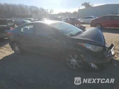 Czwarte zdjęcie samochodu z boku: 2013 HYUNDAI ELANTRA GLS VIN:KMHDH4AE3DU500692 - miniatura
