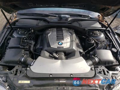 Zdjęcie 11 z 13 samochodu: 2007 BMW 750 VIN:WBAHN835X7DT72164 - miniatura