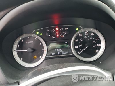Zdjęcie 9 z 12 samochodu: 2014 NISSAN SENTRA S VIN:3N1AB7AP9EL622791 - miniatura