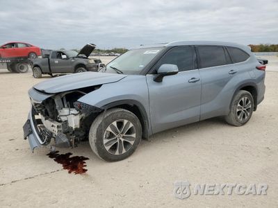 2022 TOYOTA HIGHLANDER XLE 5TDGZRAH1NS141984 - główne zdjęcie licytacji z USA - miniatura