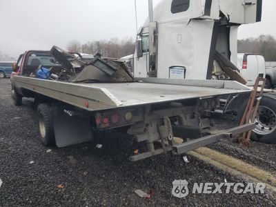 Trzecie zdjęcie samochodu z tyłu: 2004 FORD F550 SUPER DUTY VIN:1FDAF57P44EA78627 - miniatura