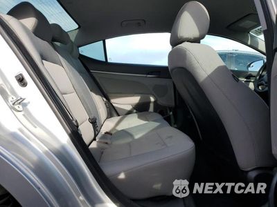 Zdjęcie 10 z 12 samochodu: 2018 HYUNDAI ELANTRA SE VIN:5NPD74LF5JH260757 - miniatura