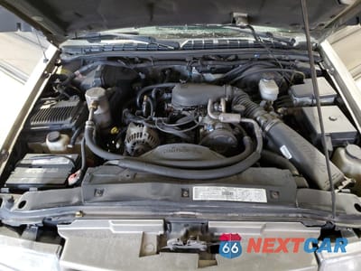 Zdjęcie 12 z 12 samochodu: 2000 CHEVROLET BLAZER VIN:1GNDT13W8Y2260247 - miniatura