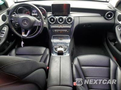 Zdjęcie 8 z 14 samochodu: 2015 MERCEDES-BENZ C 300 4MATIC VIN:55SWF4KB5FU067801 - miniatura