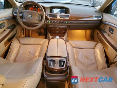Zdjęcie 8 z 13 samochodu: 2006 BMW 750 LI VIN:WBAHN83556DT33416 - miniatura