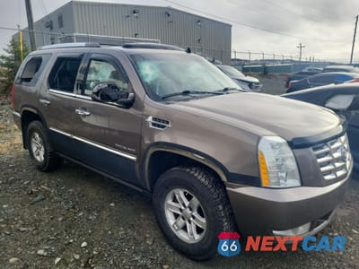 Czwarte zdjęcie samochodu z boku: 2011 CADILLAC ESCALADE PREMIUM VIN:1GYS4CEF8BR138146 - miniatura