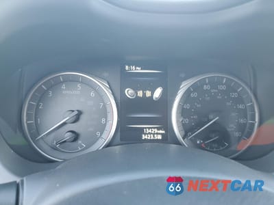 Zdjęcie 9 z 14 samochodu: 2023 INFINITI Q50 SENSORY VIN:JN1EV7CP4PM512827 - miniatura