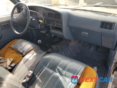 Zdjęcie 8 z 12 samochodu: 1989 TOYOTA PICKUP 1/2 TON SHORT WHEELBASE VIN:JT4RN81R5K0006528 - miniatura