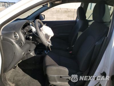 Zdjęcie 7 z 14 samochodu: 2016 NISSAN VERSA S VIN:3N1CN7AP1GL908220 - miniatura